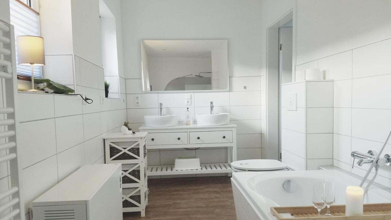 Ferienhaus Kranich Federow エクステリア 写真